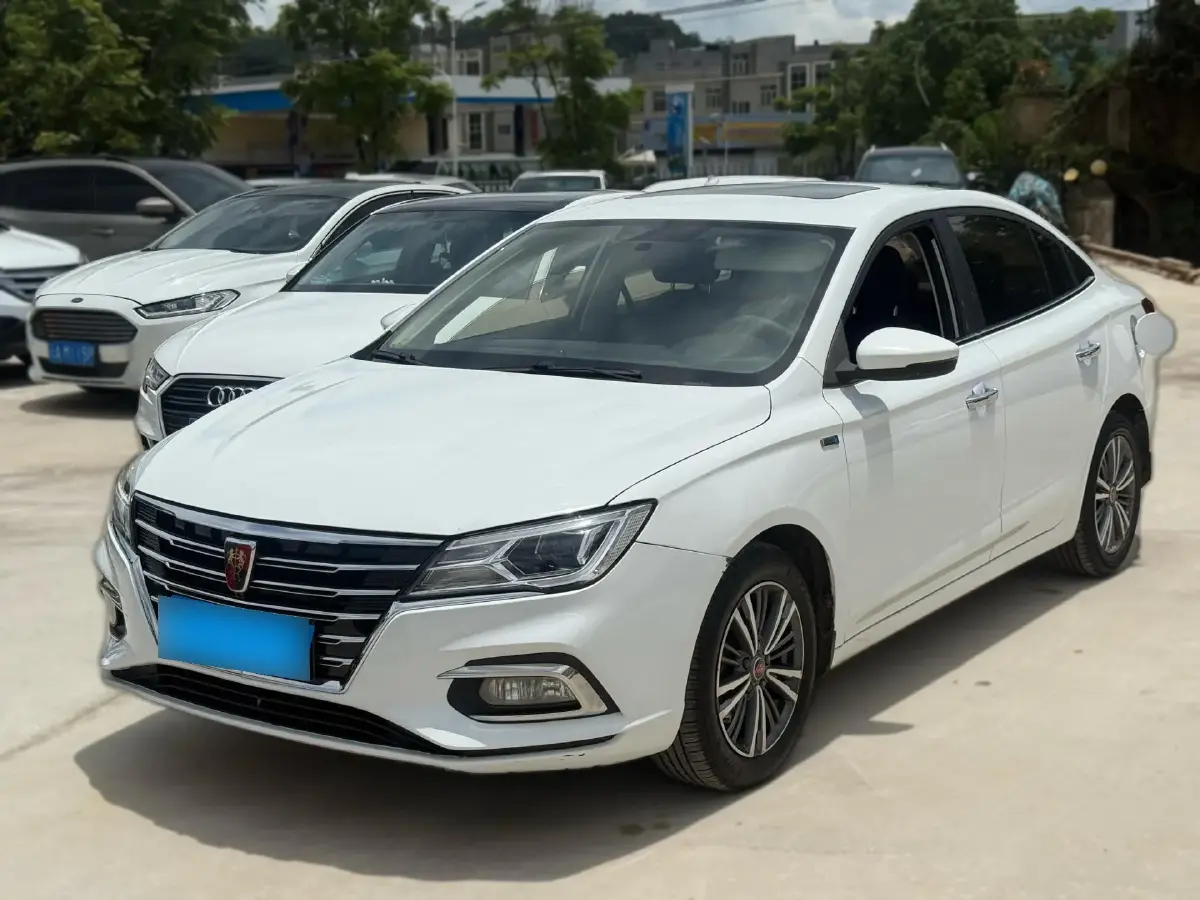 2019 Roewe i5 1.5L 120HP L4 5MT