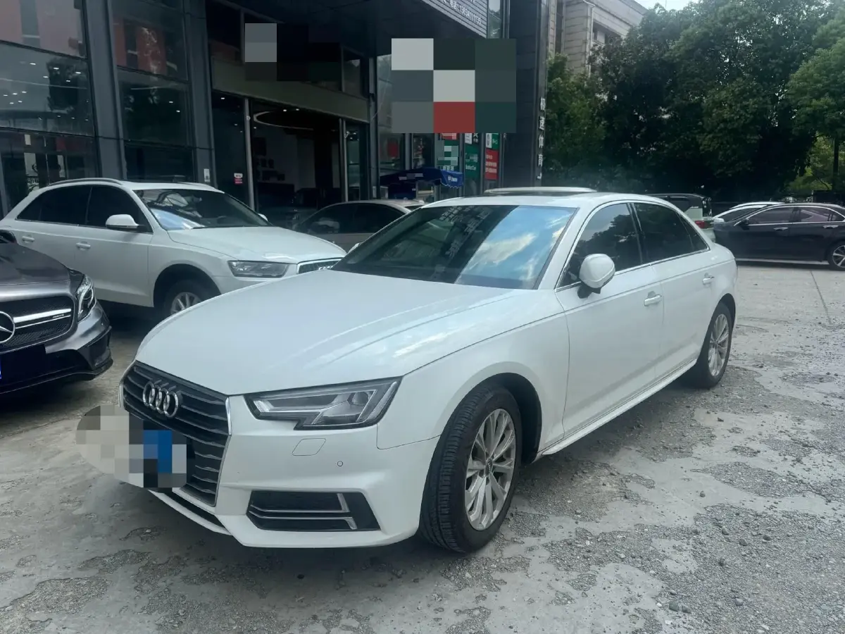 2019 Audi A4L 2.0T 190HP L4 7DCT
