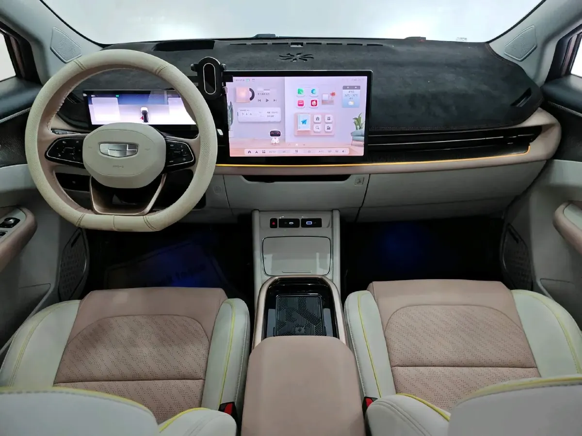 2022 Geometry M6 BEV 70KWH,autocango,china used car exporter,china ev exporter,chinese used car exporter,chinese used ev exporter