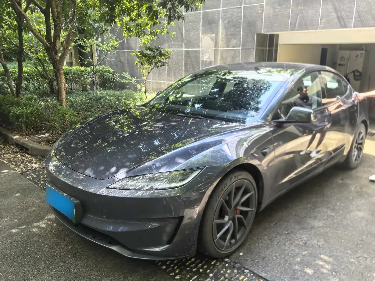 2024 Tesla Model 3 BEV 78.4KWH