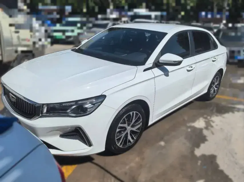 2022 Geely Emgrand 1.5L 114HP L4 5MT