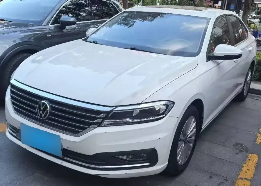 2022 Volkswagen Lavida 1.5L 113HP L4 6AT