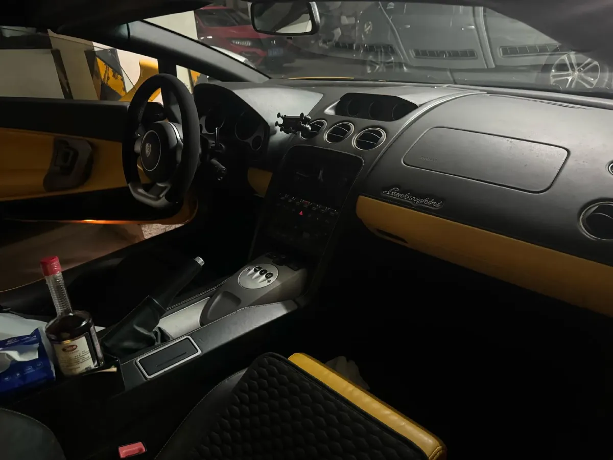 2007 Lamborghini Gallardo 5.0L 520HP V10 6AMT,autocango,china used car exporter,china ev exporter,chinese used car exporter,chinese used ev exporter