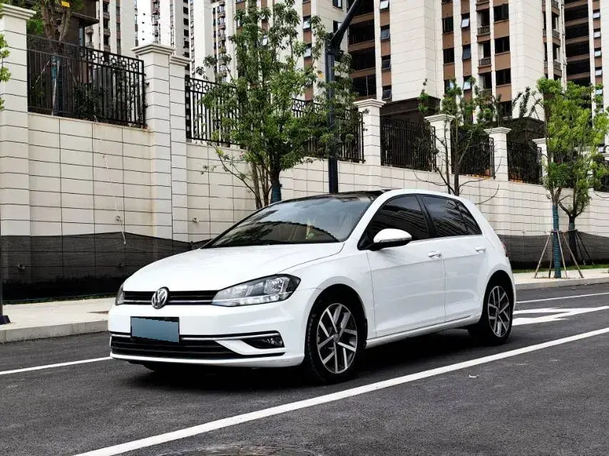 2019 Volkswagen Golf 1.4T 150HP L4 7DCT