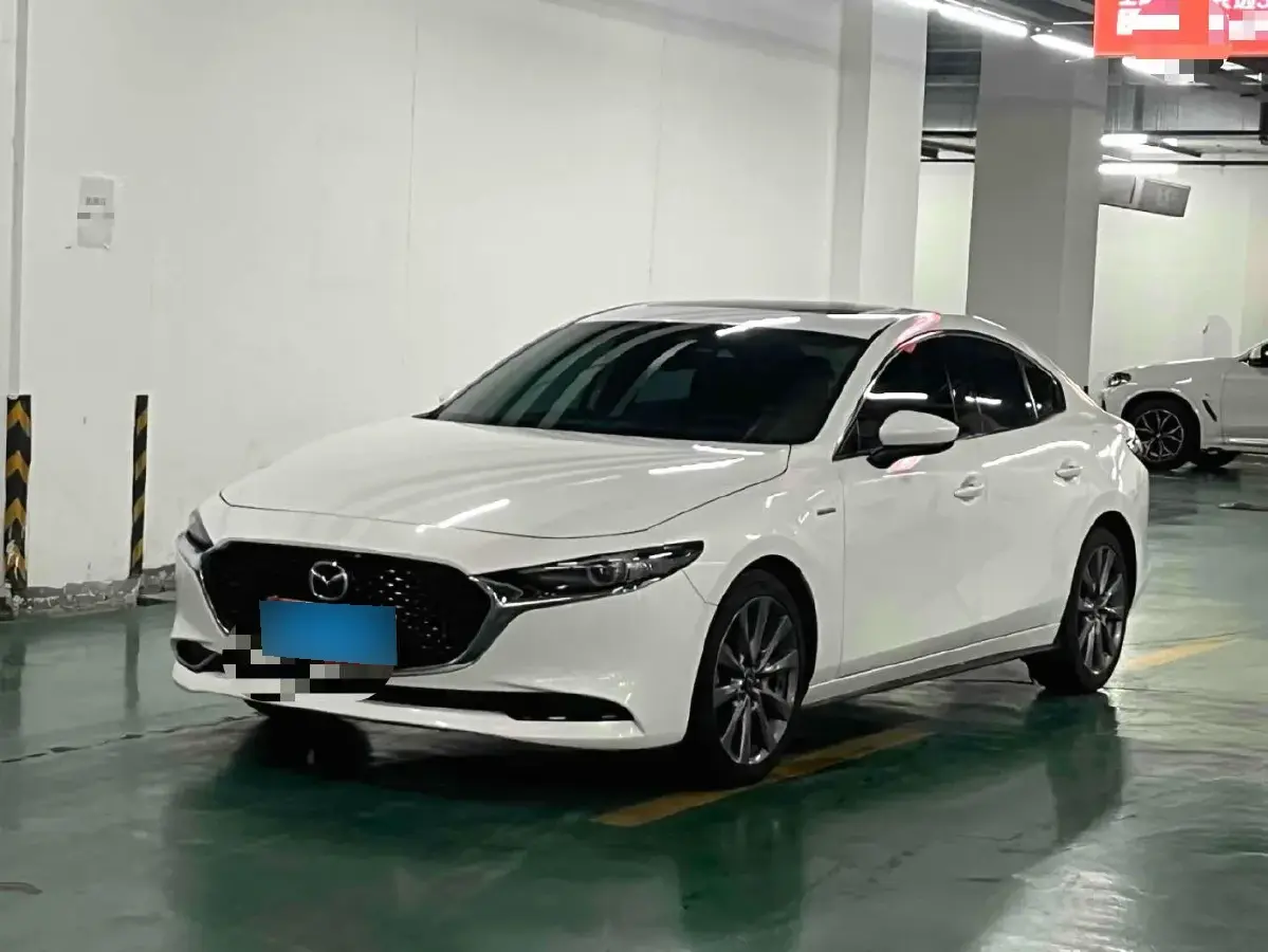 2020 Mazda 3 Axela 2.0L 158HP L4 6AT