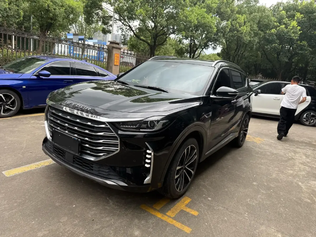 2023 Jetour X70 Plus 1.6T 197HP L4 7DCT