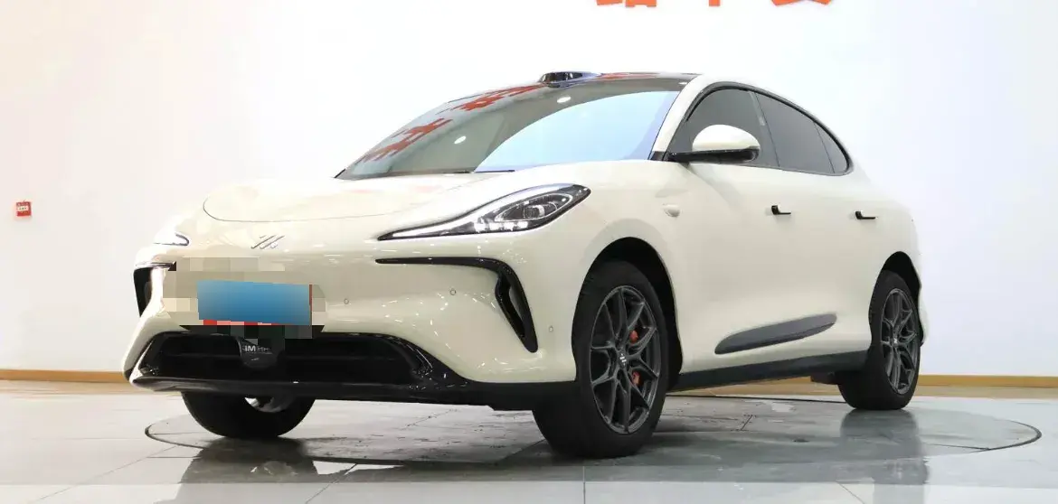 2023 IM LS6 BEV 71KWH