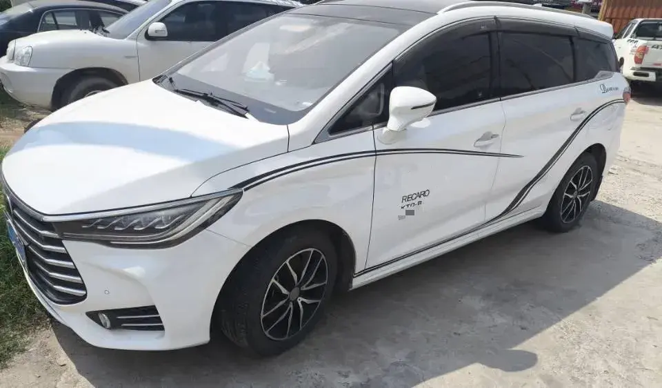 2018 BYD Song MAX 1.5T 154HP L4 6DCT