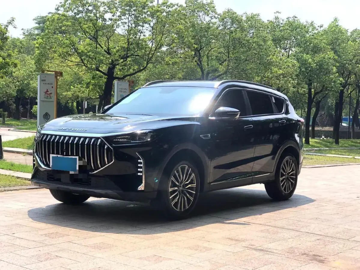 2024 Jetour X70 Plus 1.5T 156HP L4 6MT