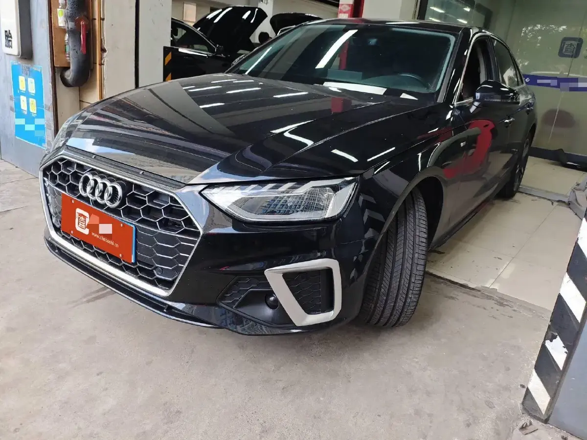 2020 Audi A4L 2.0T 190HP L4 7DCT