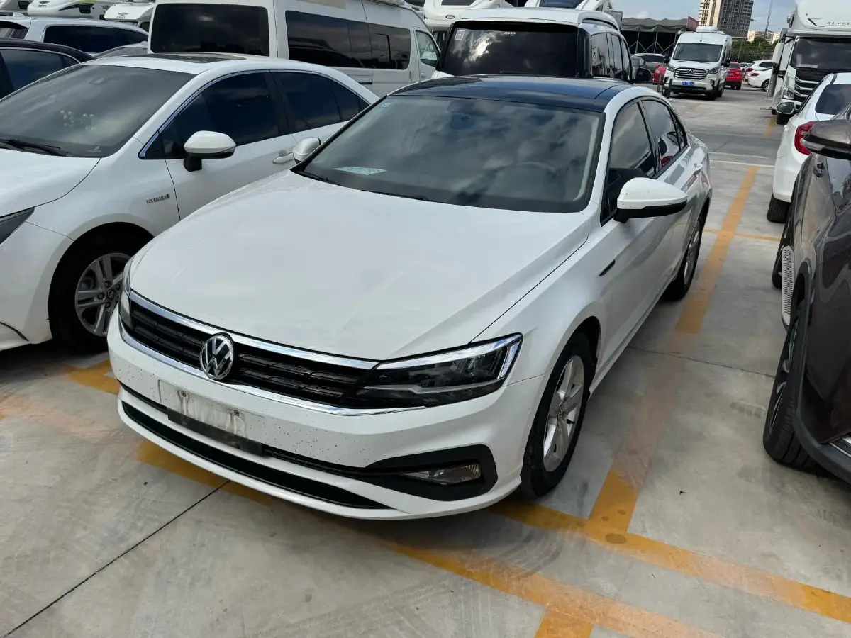 2021 Volkswagen Lamando 1.4T 131HP L4 7DCT