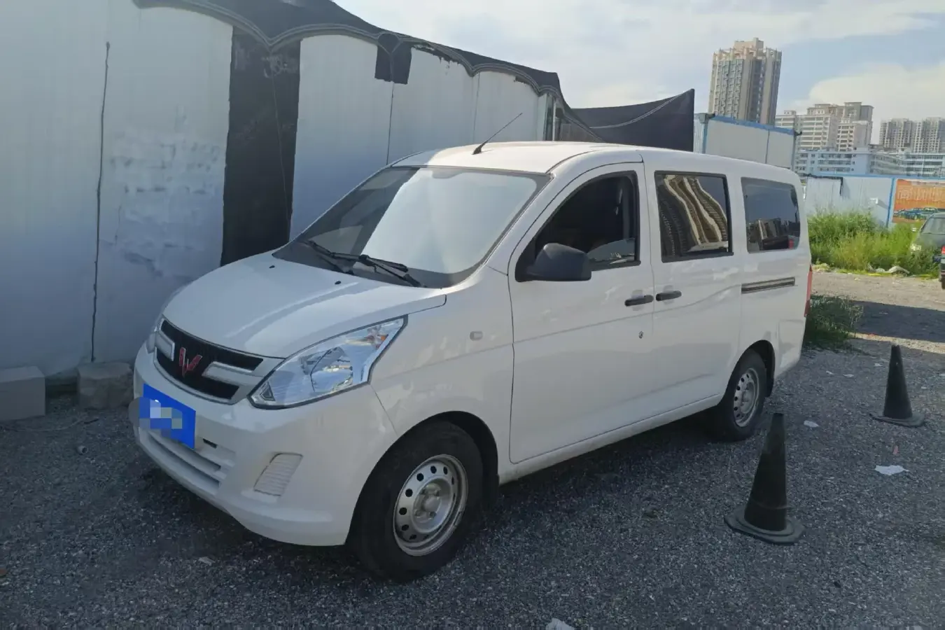 2018 WuLing RongGuang V 1.5L 112HP L4 5MT