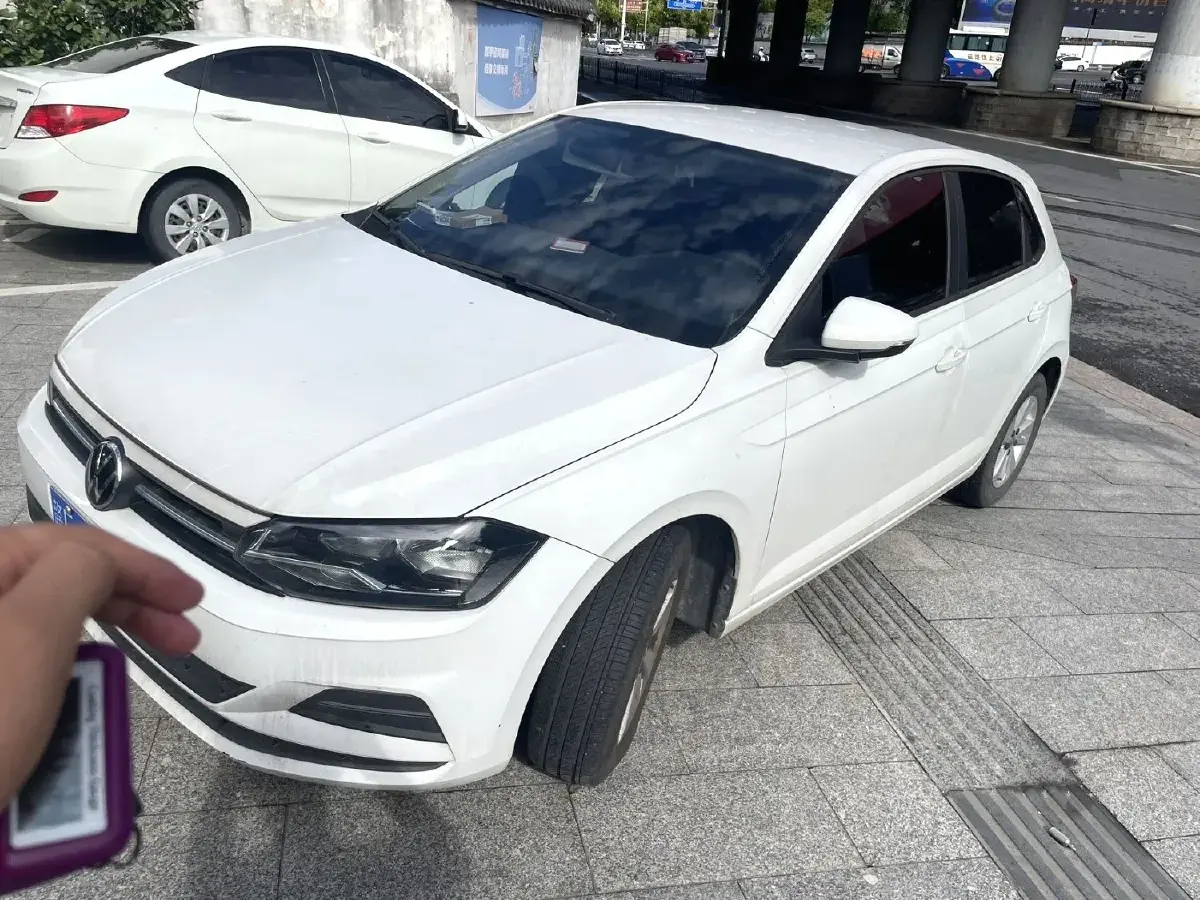 2023 Volkswagen Polo 1.5L 110HP L4 6AT