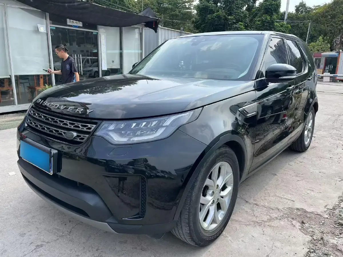2018 Land Rover Discovery 2.0T 300HP L4 8AT