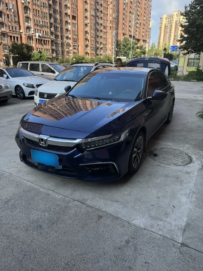2019 Honda Inspire 2.0L 146HP L4 E-CVT Hybrid