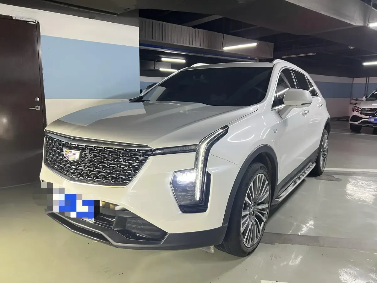 2024 Cadillac XT4 2.0T 237HP L4 9AT