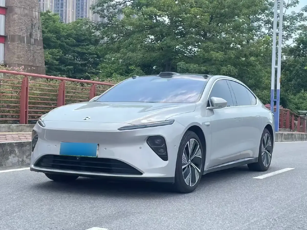 2023 NIO ET7 BEV 75KWH