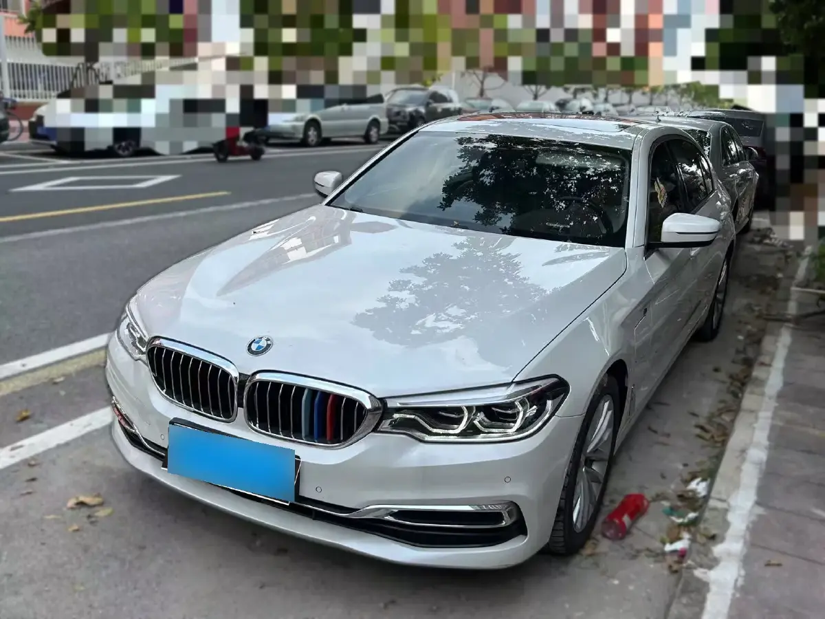 2020 BMW 5 Series 2.0T 184HP L4 8AT PHEV 17.7KWH