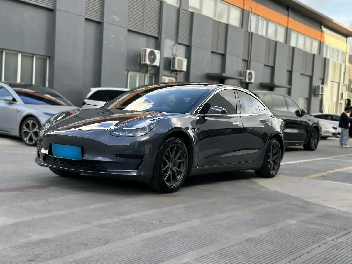 2020 Tesla Model 3 BEV 52KWH