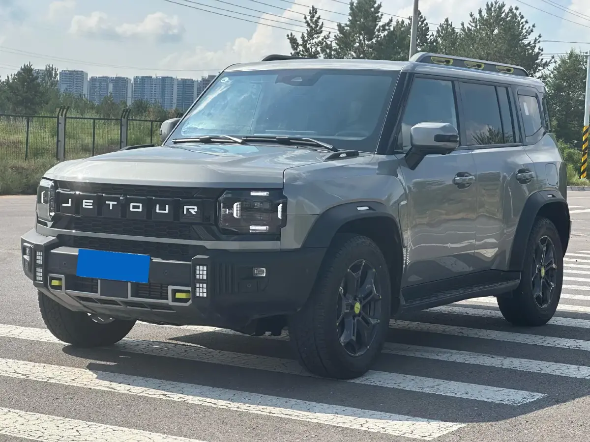 2023 Jetour Traveller 2.0T 254HP L4 7DCT