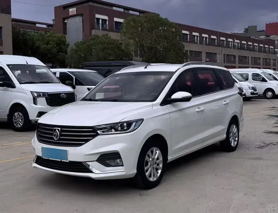 2018 BaoJun 360 1.5L 112HP L4 6MT