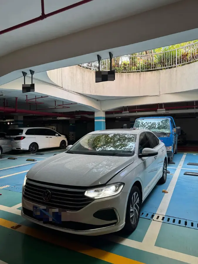 2023 Volkswagen Lavida 1.5L 113HP L4 6AT