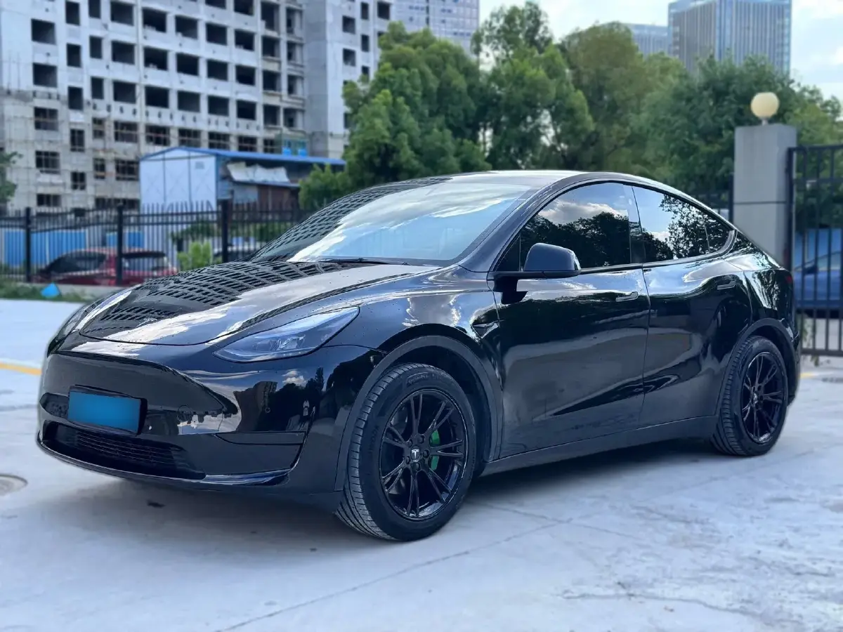 2022 Tesla Model Y BEV 60KWH