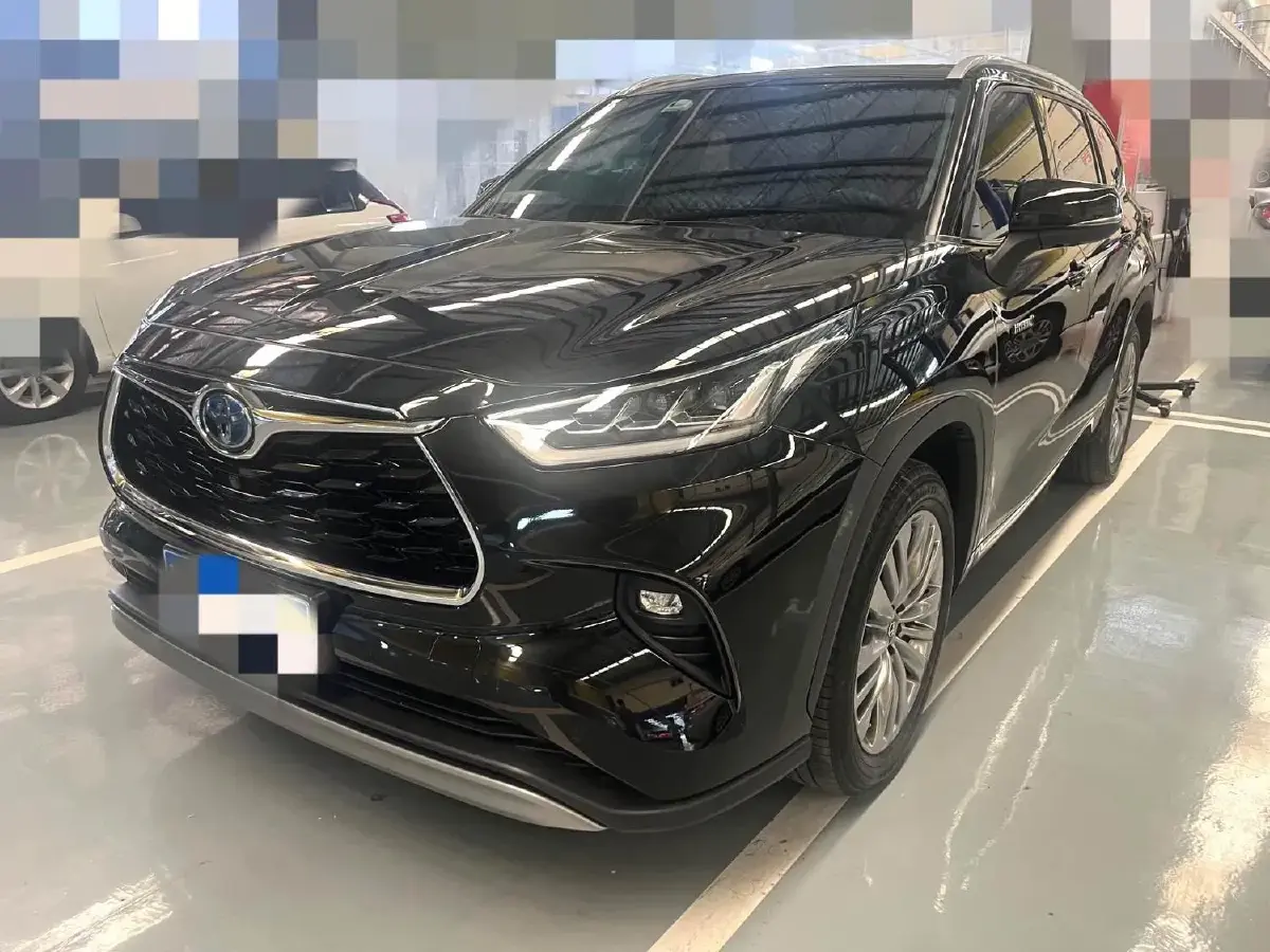 2022 Toyota Highlander 2.5L 192HP L4 E-CVT Hybrid