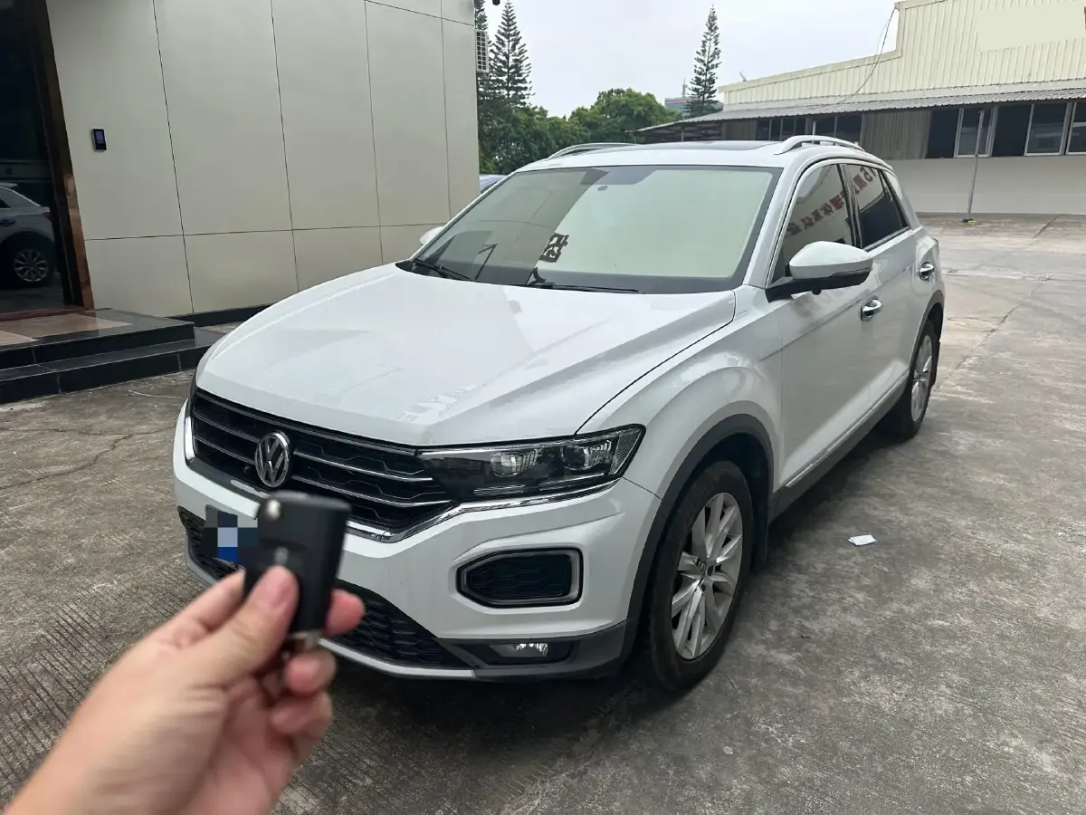 2018 Volkswagen T-Roc 1.4T 150HP L4 7DCT