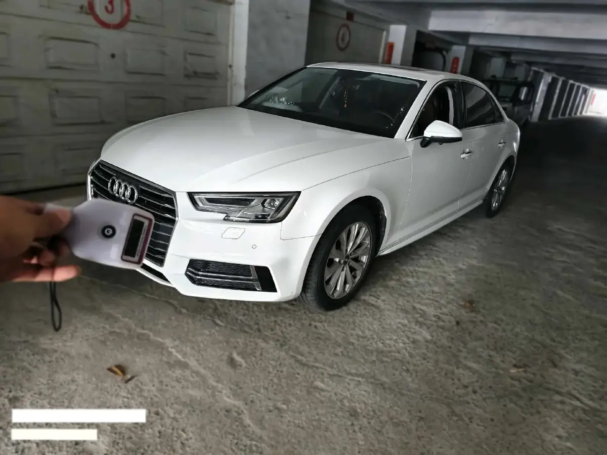 2019 Audi A4L 2.0T 190HP L4 7DCT