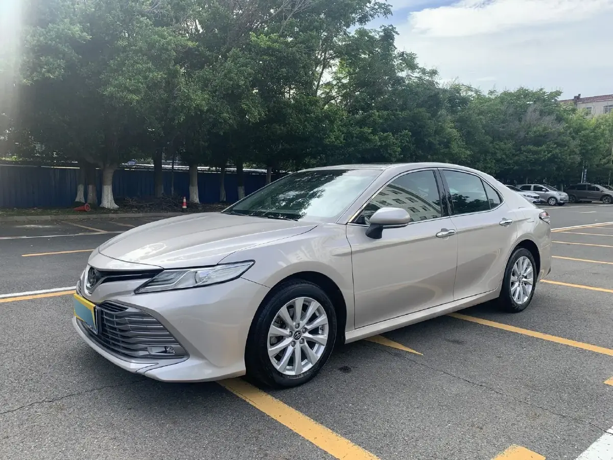 2019 Toyota Camry 2.0L 178HP L4 CVT