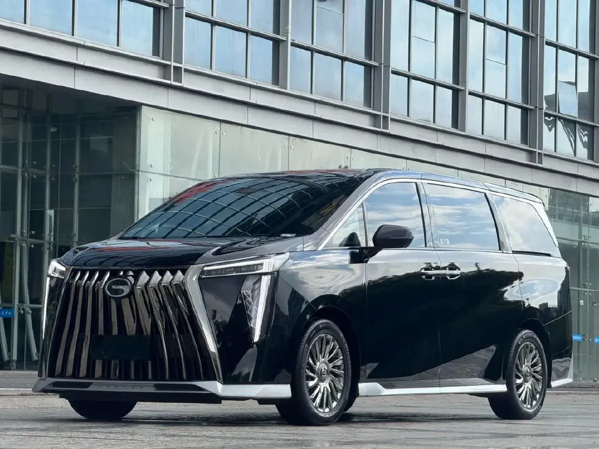 2023 GAC Trumpchi M8 2.0T 252HP L4 8AT