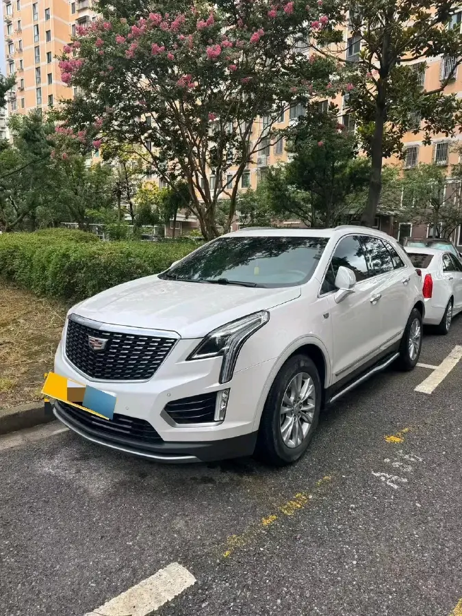 2021 Cadillac XT5 2.0T 237HP L4 9AT