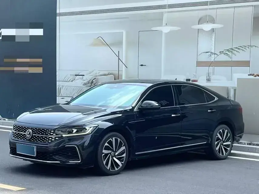 2022 Volkswagen Passat 2.0T 186HP L4 7DCT