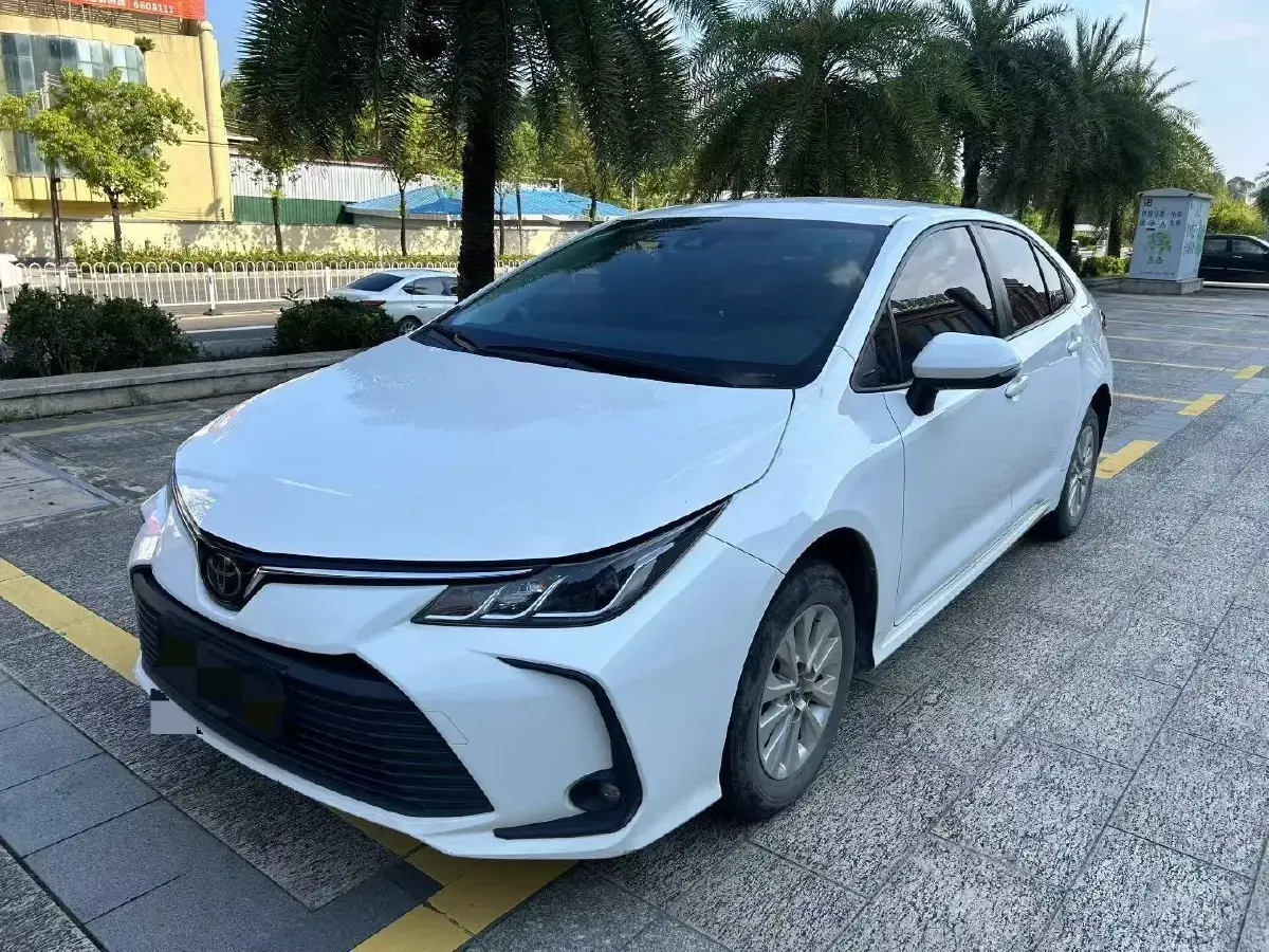 2021 Toyota Corolla 1.2T 116HP L4 CVT