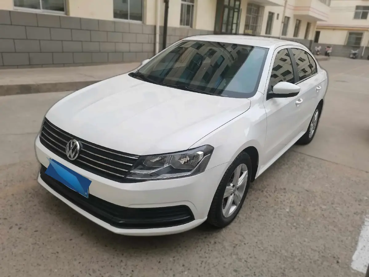 2017 Volkswagen Lavida 1.6L 110HP L4 6AT