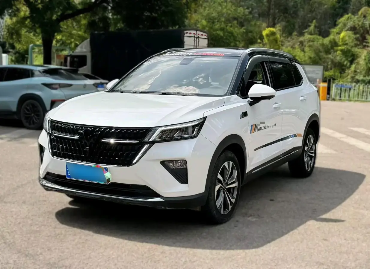 2022 WuLing XingChen 2.0L 136HP L4 1DHT Hybrid 1.8KWH