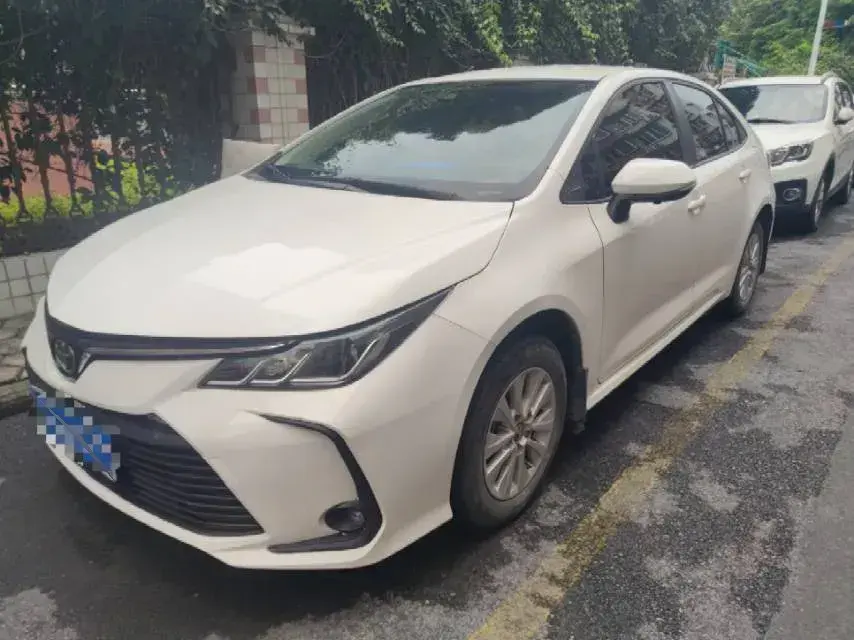 2019 Toyota Corolla 1.2T 116HP L4 CVT