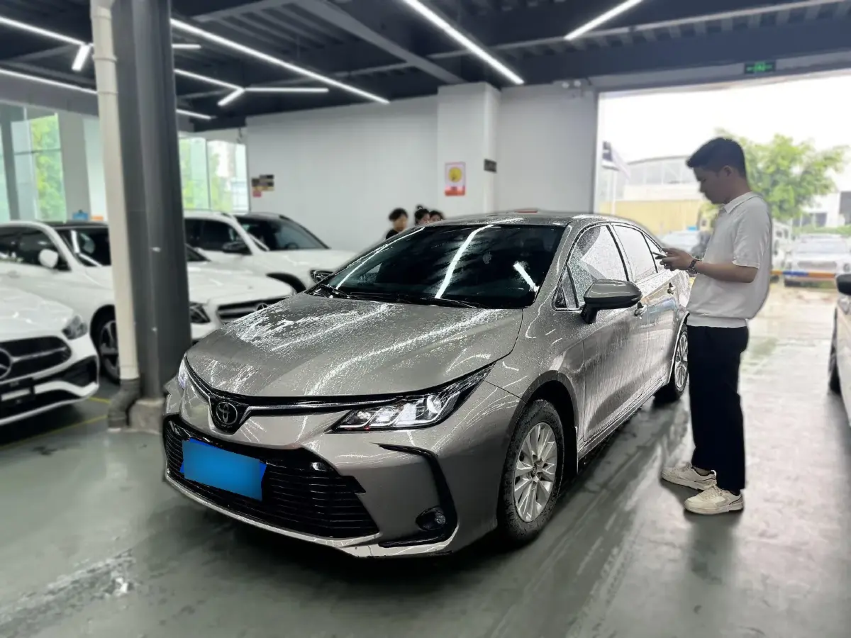 2021 Toyota Corolla 1.2T 116HP L4 CVT