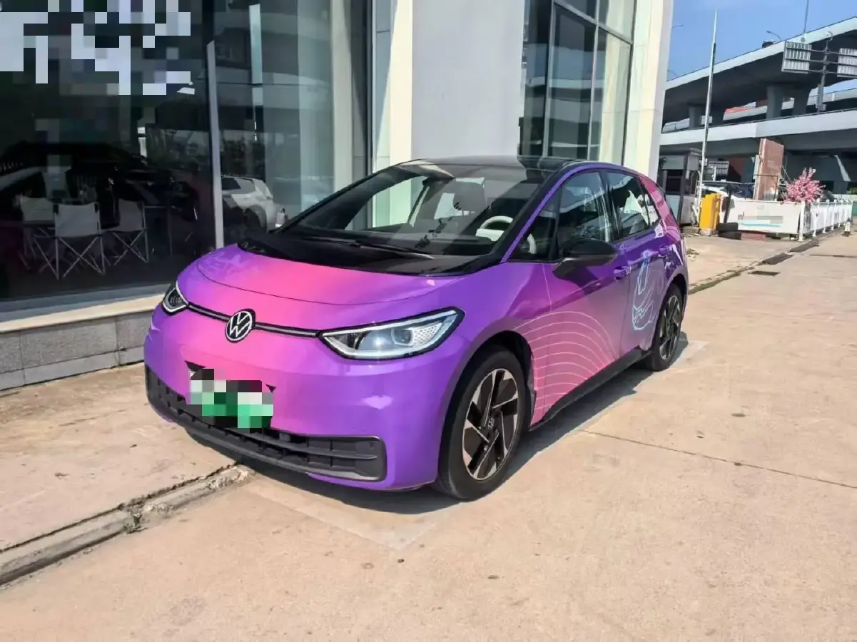 2025 Volkswagen ID.3 BEV 52.8KWH