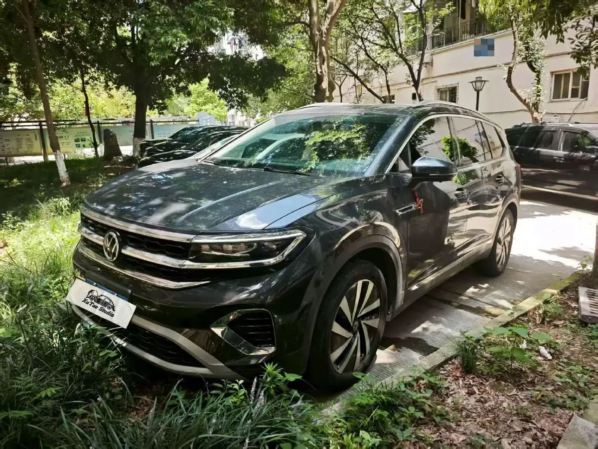 2022 Volkswagen Talagon 2.0T 186HP L4 7DCT