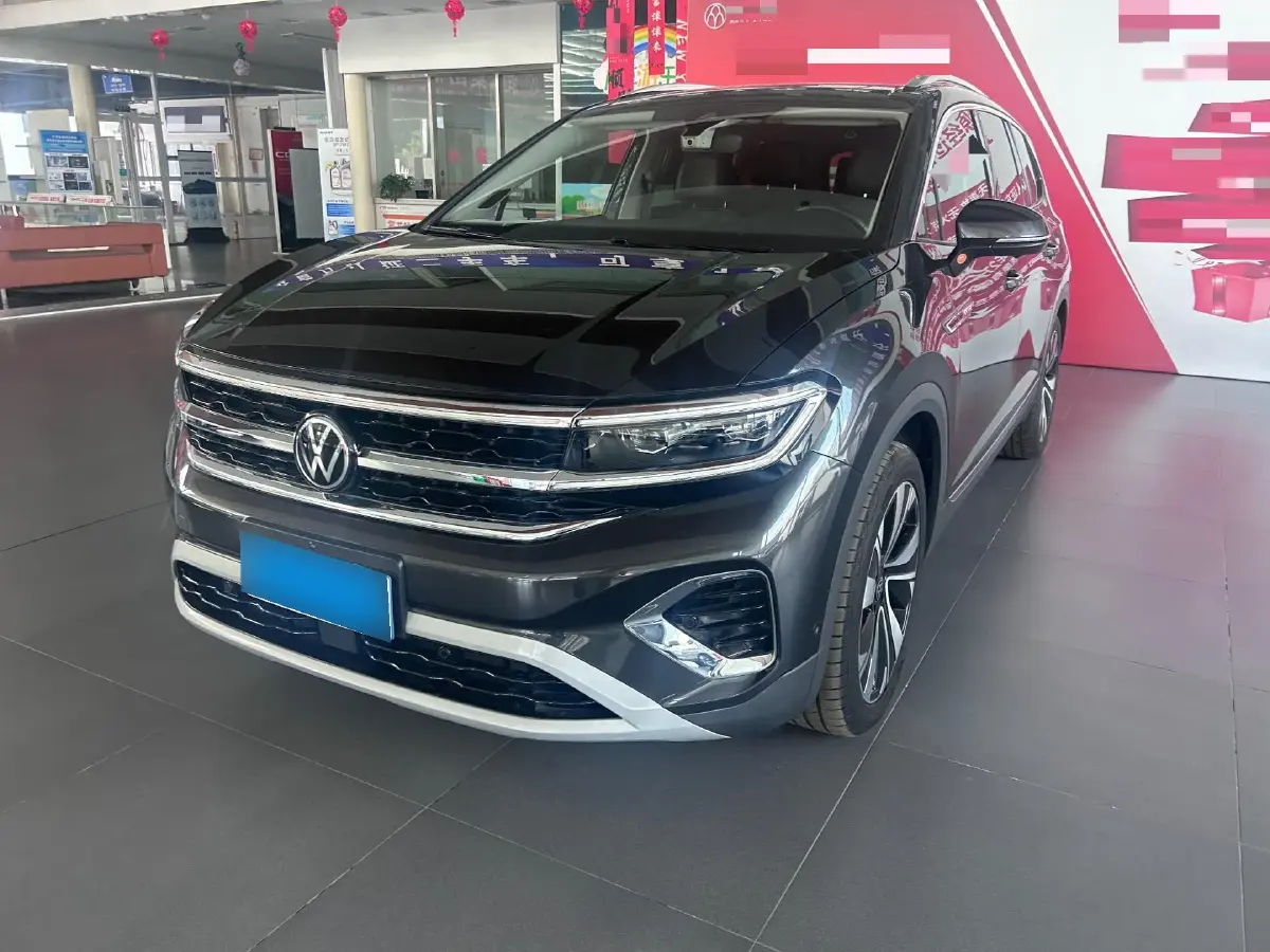 2023 Volkswagen Talagon 2.0T 220HP L4 7DCT