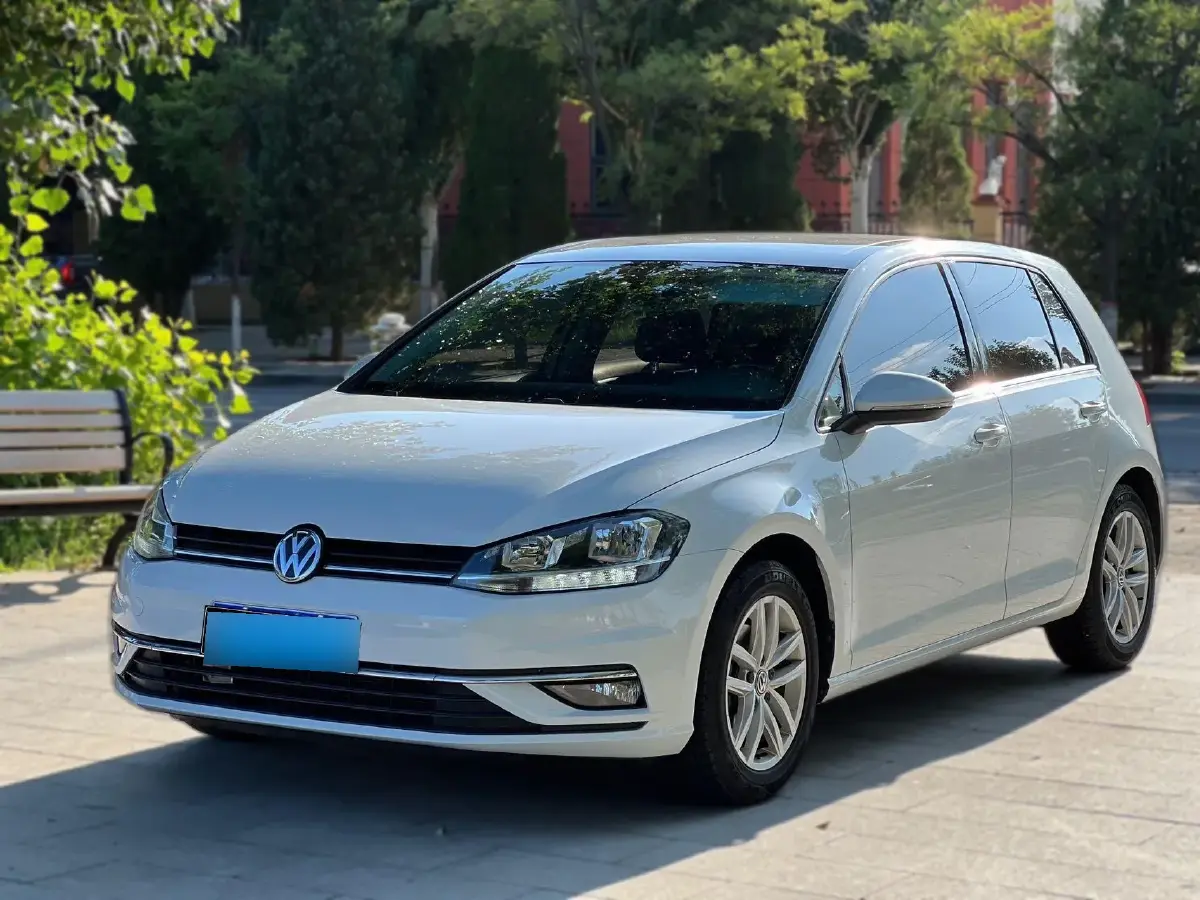 2018 Volkswagen Golf 1.4T 150HP L4 5MT