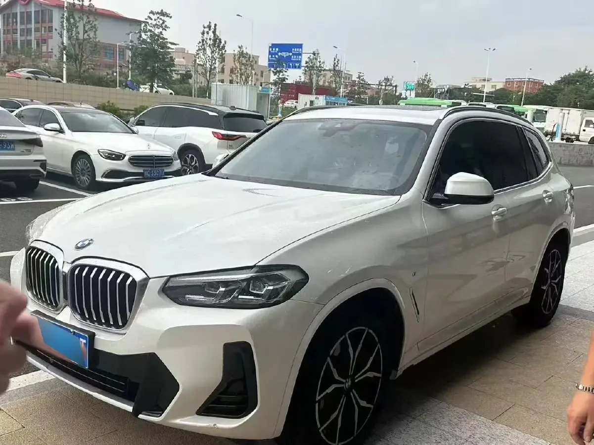 2022 BMW X3 2.0T 184HP L4 8AT