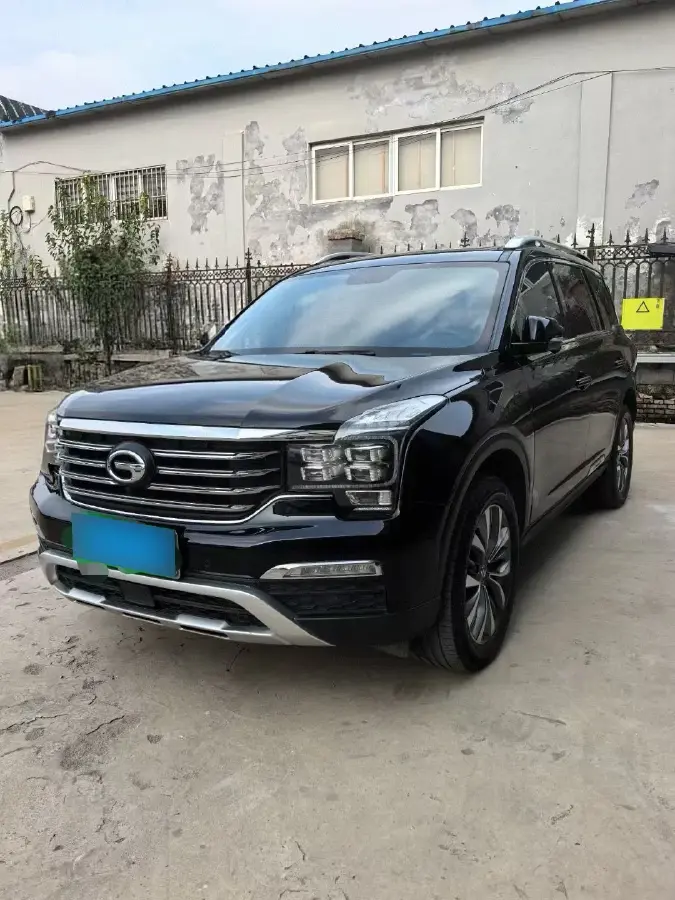 2017 GAC Trumpchi GS8 2.0T 201HP L4 6AT