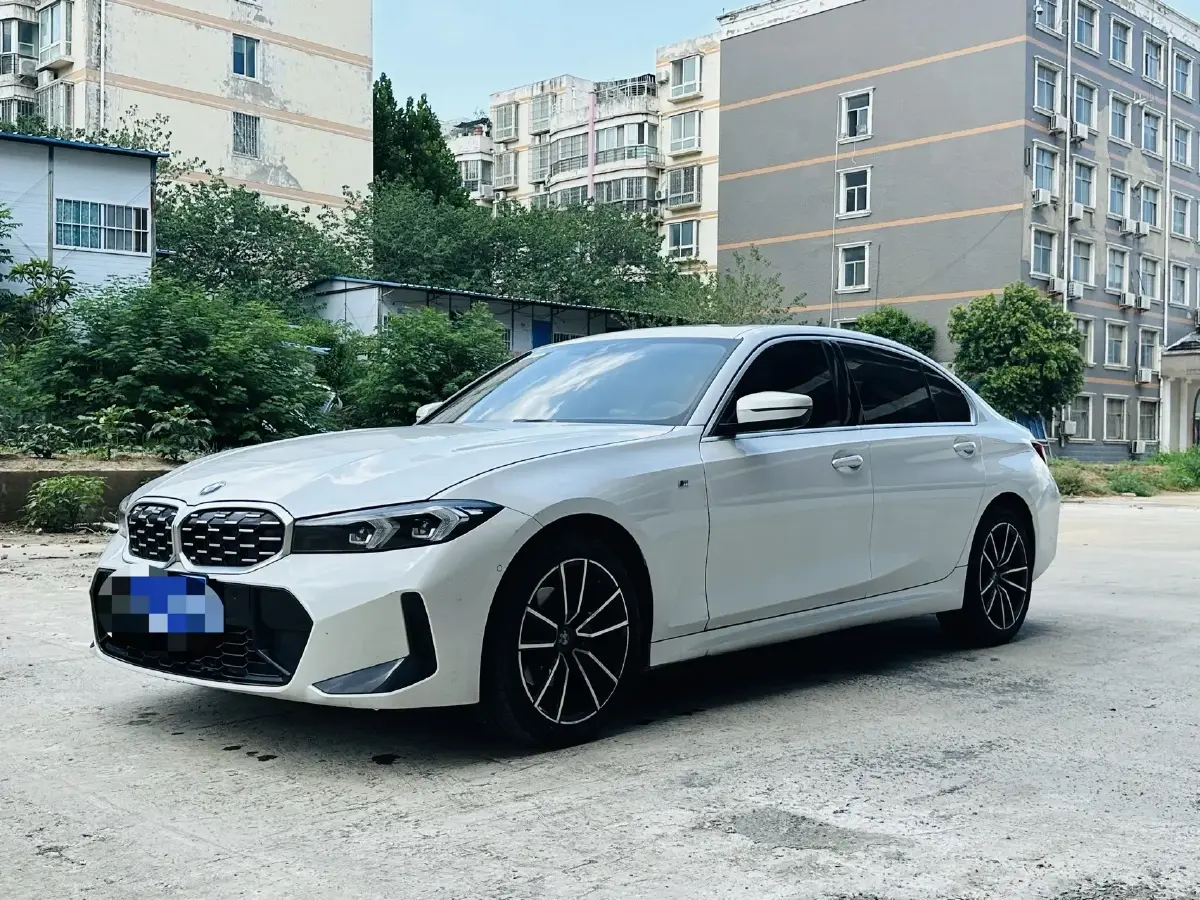 2024 BMW 3 Series 2.0T 184HP L4 8AT