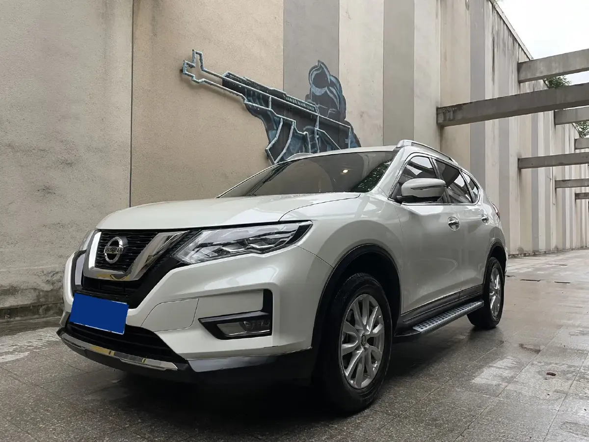 2023 Nissan X-Trail 2.0L 151HP L4 CVT