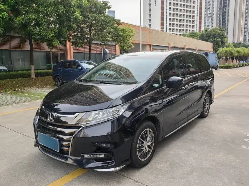 2019 Honda Odyssey 2.0L 146HP L4 E-CVT Hybrid