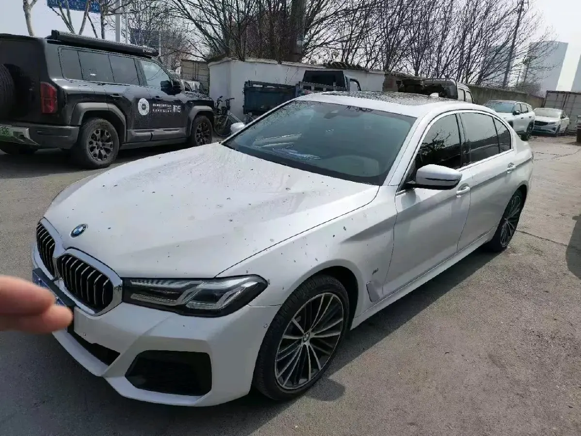 2023 BMW 5 Series 2.0T 245HP L4 8AT