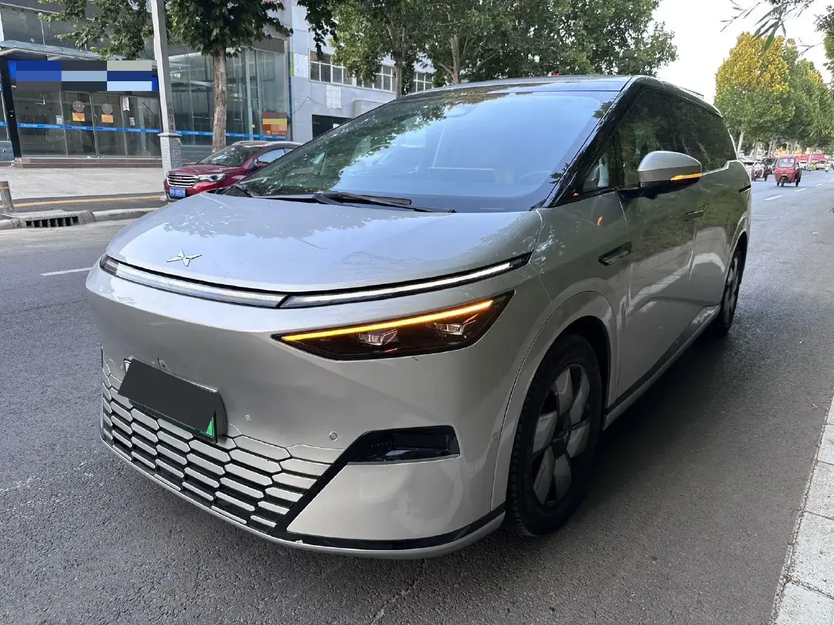 2024 Xpeng X9 BEV 101.5KWH